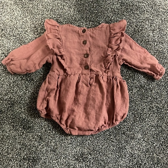 Bubble Romper - Picture 2 of 5